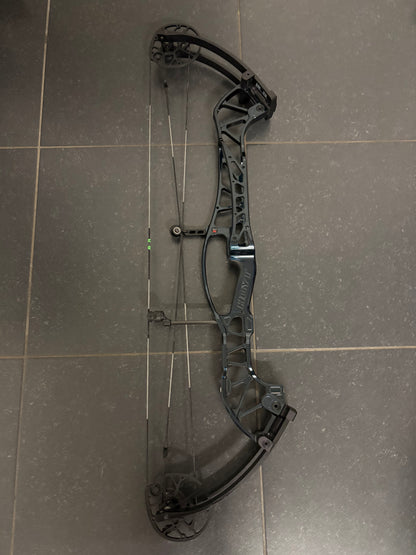 Hoyt Concept X 37 Compound Bow LH Blue on Black 50-60 lbs - Used