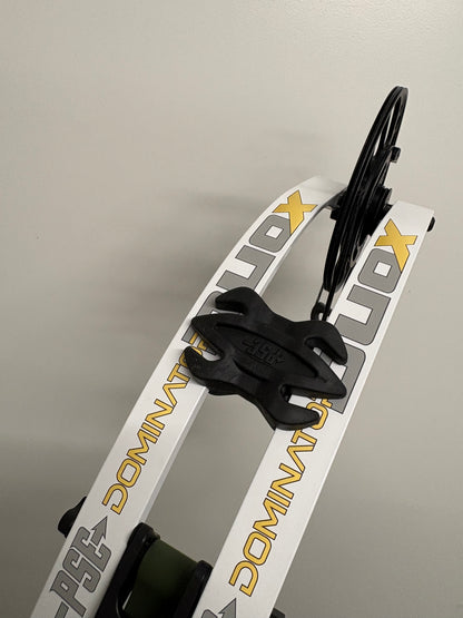 PSE Dominator Duo X 40 SE2 Compound Bow LH/RH Green 50-60 lbs - Show Model