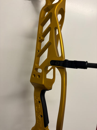 Hoyt Invicta 37 Compound Bow LH Gold SVX #2 50-60 lbs - Used (#1.1)