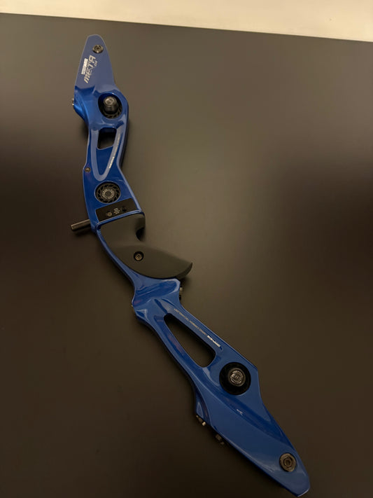 W&W Riser Wiawis Carbon Meta-DX RH Horizon Blue 25'' - Used