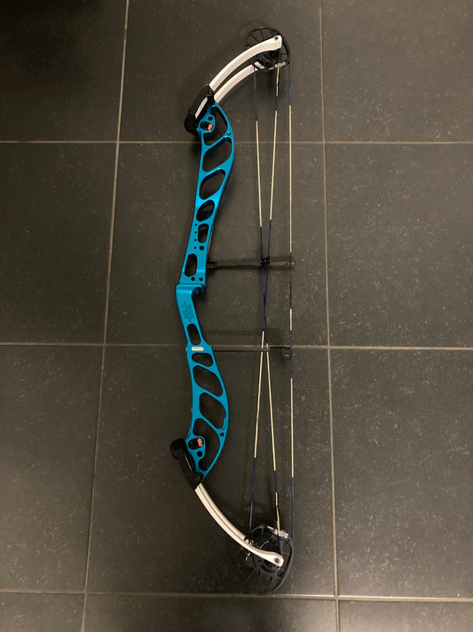 PSE Supra RTX 40 EM Compound Bow RH Blue 50-60 lbs - Used