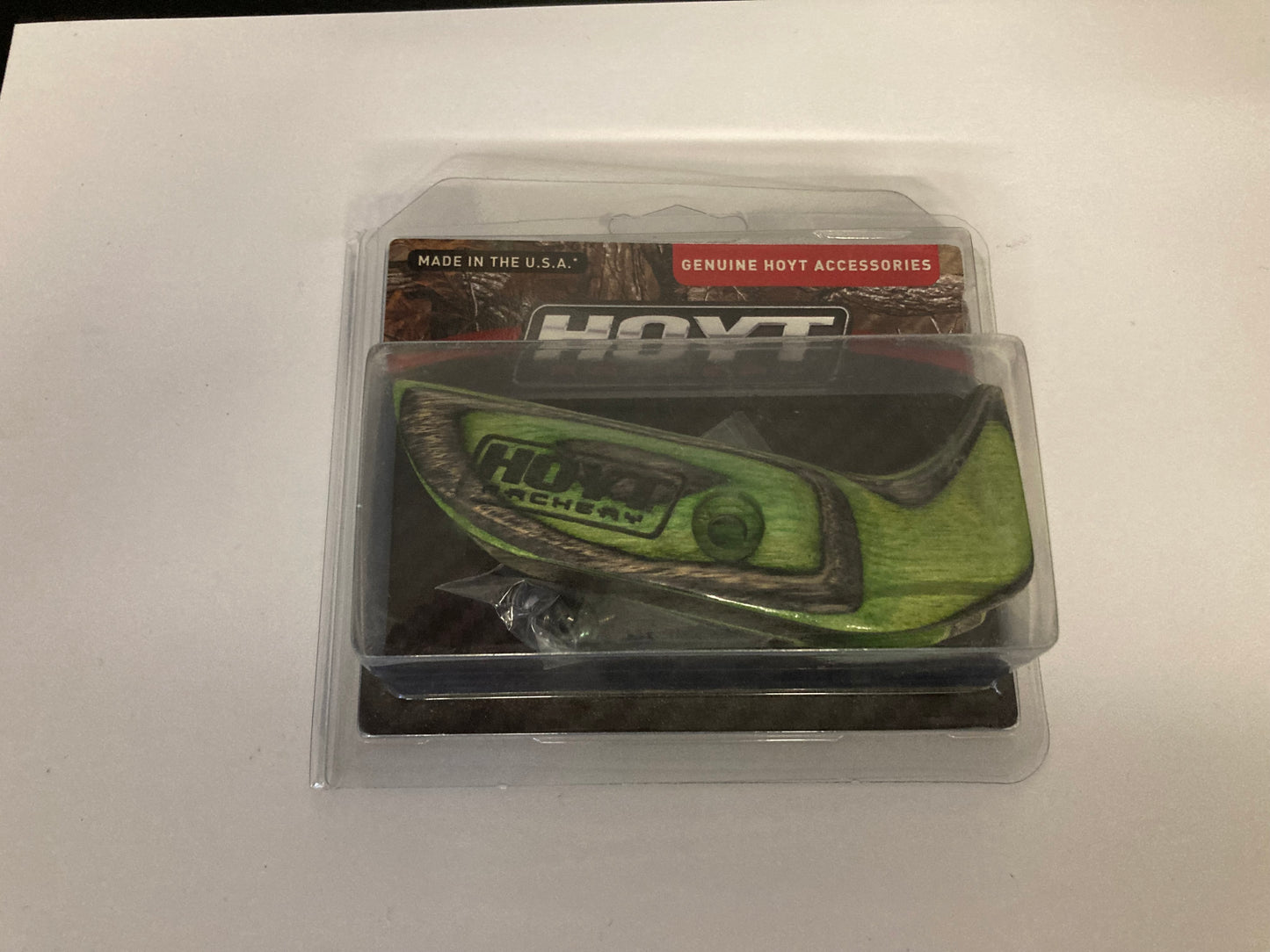 Hoyt Pro Fit LH Green Wooden Compound Grip - Show Model